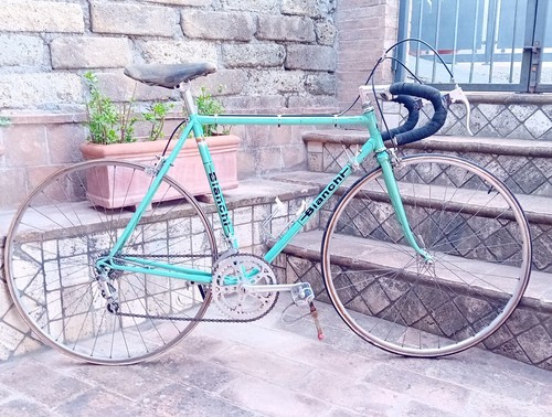 Bianchi rekord 746 year 1977 - rekord,